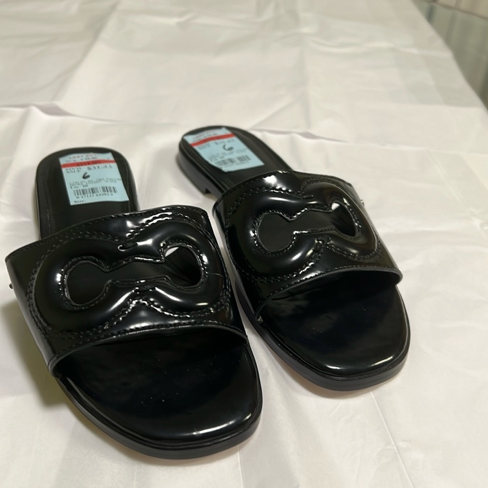 Circus NY Women's Maura Flat Sandal, Size 6